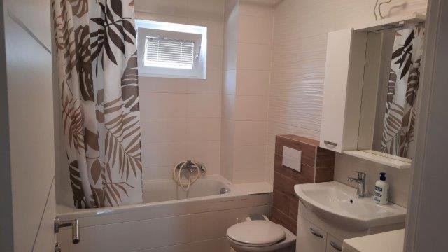 Apartmani Popovic Nin Esterno foto