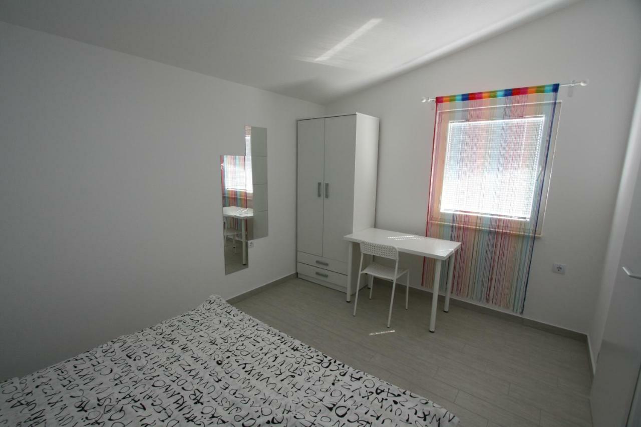 Apartmani Popovic Nin Esterno foto