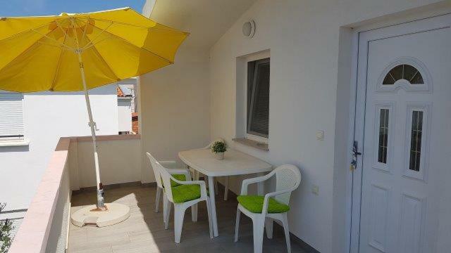 Apartmani Popovic Nin Esterno foto